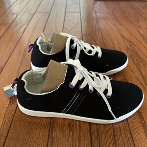 Brand new vionic beach Stinson black